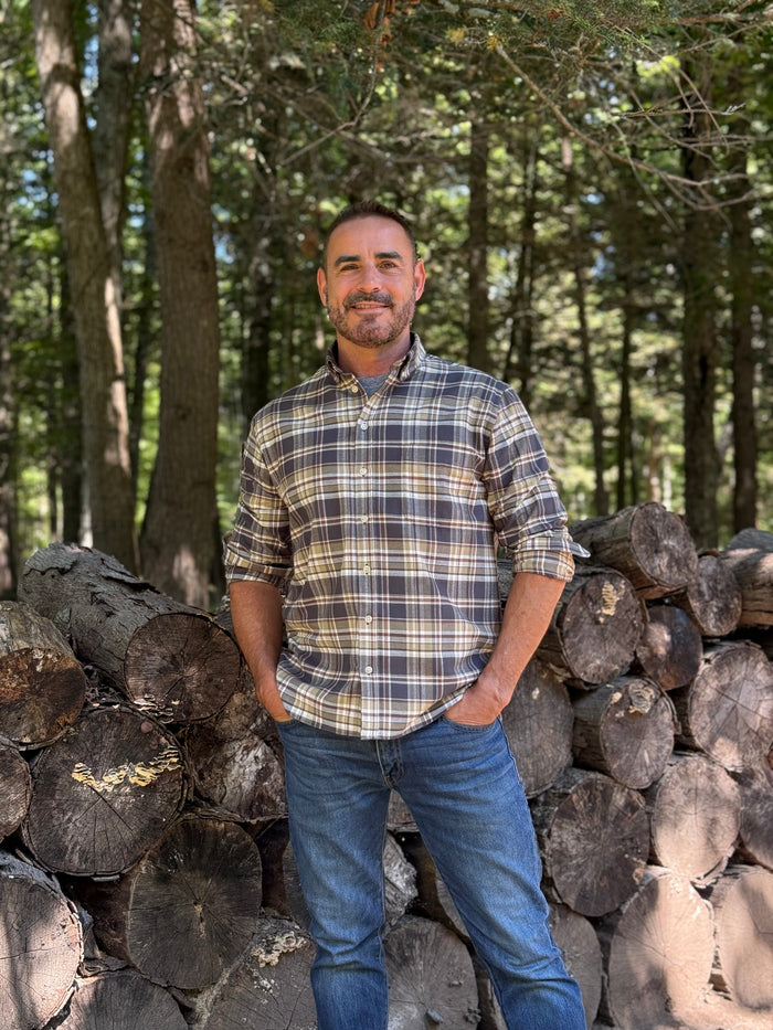 The Saint James Flannel Shirt - Olive Plaid