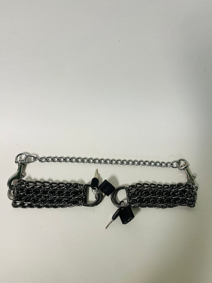 Chain Me Too Gunmetal Cuff Set