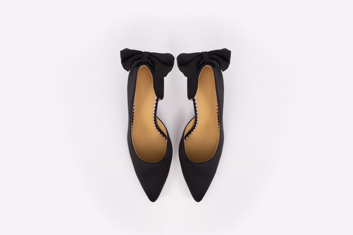 Aerial view of Annie Court shoe in black. A formal evening shoe with stiletto heel and bow on the back. Womens shoes in larger sizes available in sizes 42-46.