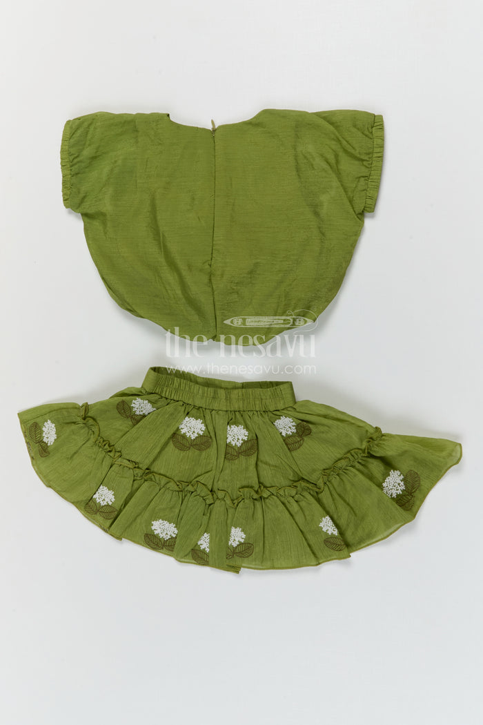 The Nesavu Baby Casual Sets Baby Girl Casual Outfit Set for Playdates and Everyday Outings Nesavu Nesavu baby girl cotton casual outfit set with thread embroidery for playdates and daily wear