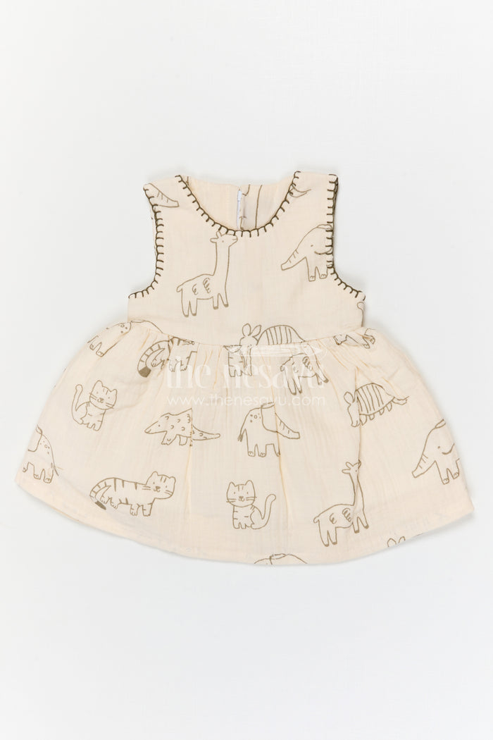 The Nesavu Baby Cotton Frocks Baby Girl Cotton Frock for Casual Outings and Family Gatherings Nesavu 14 (6M) / White / Muslin Cotton BFJ978B-14 Nesavu baby girl muslin cotton frock for casual outings and family gatherings with digital prints
