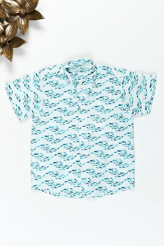 The Nesavu Boys Cotton Shirt Boys Printed Shirt in Soft Cotton with Blue Ocean Wave Motif and Digital Fish Pattern for Playful Styling Nesavu 16 (1Y) / Blue BS281A-16 Nesavu Boys Printed Shirt Cotton Blue Ocean Fish Digital Print Light Comfortable Fabric