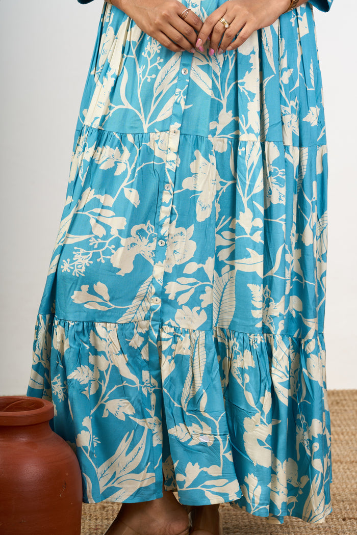 The Nesavu Womens Flared Kurthas Elegant Crepe Birthday Dresses for Women with Floral Print and Maxi Flared Design Nesavu Nesavu Crepe Birthday Dresses Women Floral Print Maxi-Length Flared Fit