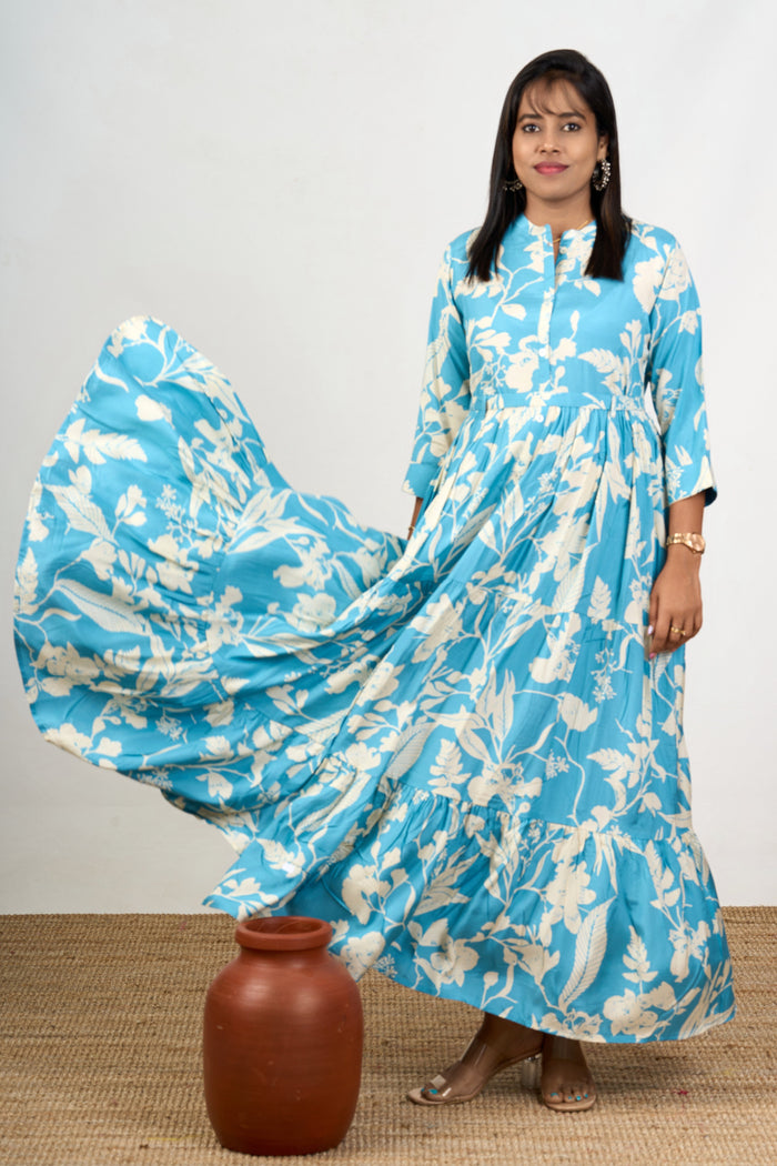 The Nesavu Womens Flared Kurthas Elegant Crepe Birthday Dresses for Women with Floral Print and Maxi Flared Design Nesavu Crepe Birthday Dresses Women Floral Print Maxi-Length Flared Fit | The Nesavu
