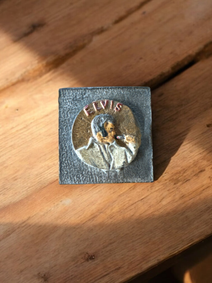 Elvis Lead Badge