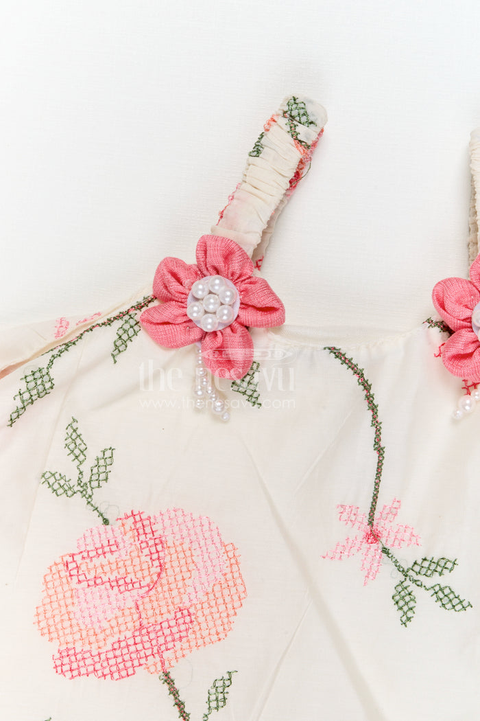 The Nesavu Girls Casual Set Girls Casual Outfit Set for Summer Outings and Comfortable Everyday Wear Nesavu Nesavu girls cotton blend casual set with thread embroidery for summer outings and play