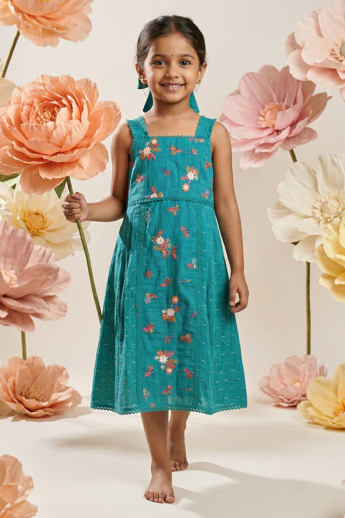 Girls Frock for Casual Outings and Everyday Comfort