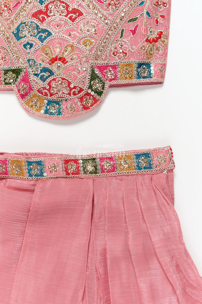 The Nesavu Girls Lehenga Choli Girls Lehenga Choli with Flared Skirt and Traditional Dupatta Nesavu Nesavu traditional lehenga choli set girls dupatta