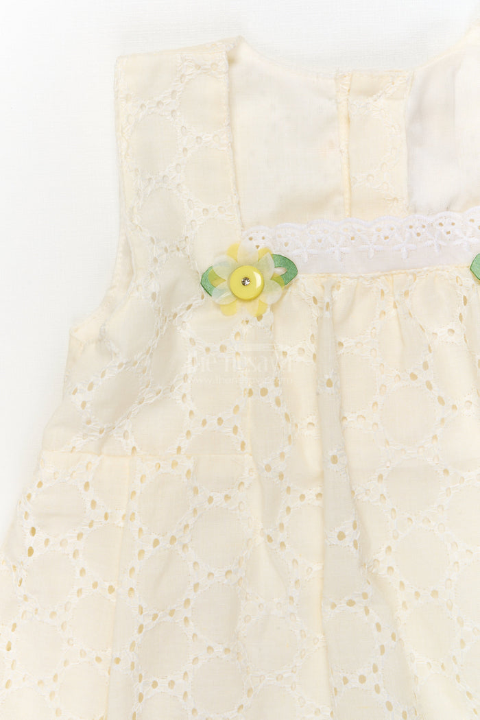 The Nesavu Baby Cotton Frocks Hakoba Frock with Bloomers for Baby Girl’s First Birthday or Outing Nesavu Nesavu hakoba frock with bloomers for baby girl’s birthday, gifting or special milestones