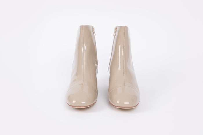 Front view of Taupe Izzy boots. Available in larger womens sizes 42-46. Standard and wide fit.