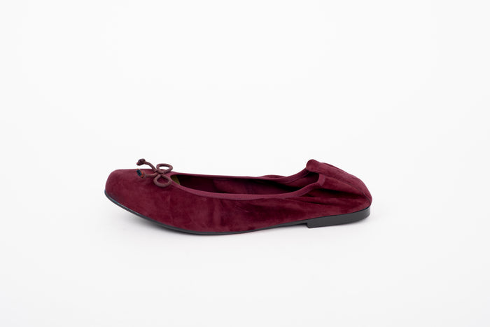 Side shot of womens burgundy red purple suede ballet pump flat in large sizes 42 43 44 45 46