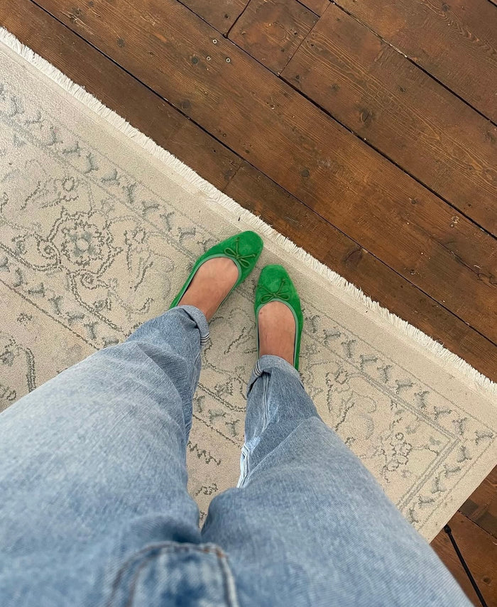 Large sized womens emerald flat shoes available in 42 43 44 45 46