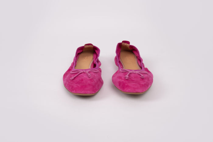 Front view off womens flat shoe Olivia in Fuchsia pink. Available in larger womens sizes 8-12