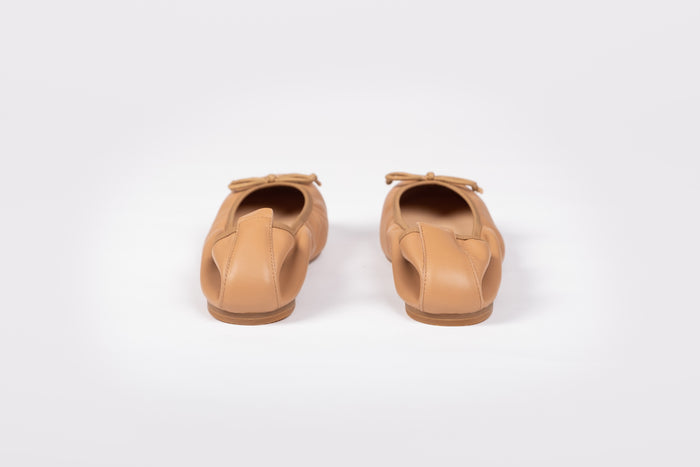 OLIVIA FLAT (TAN)