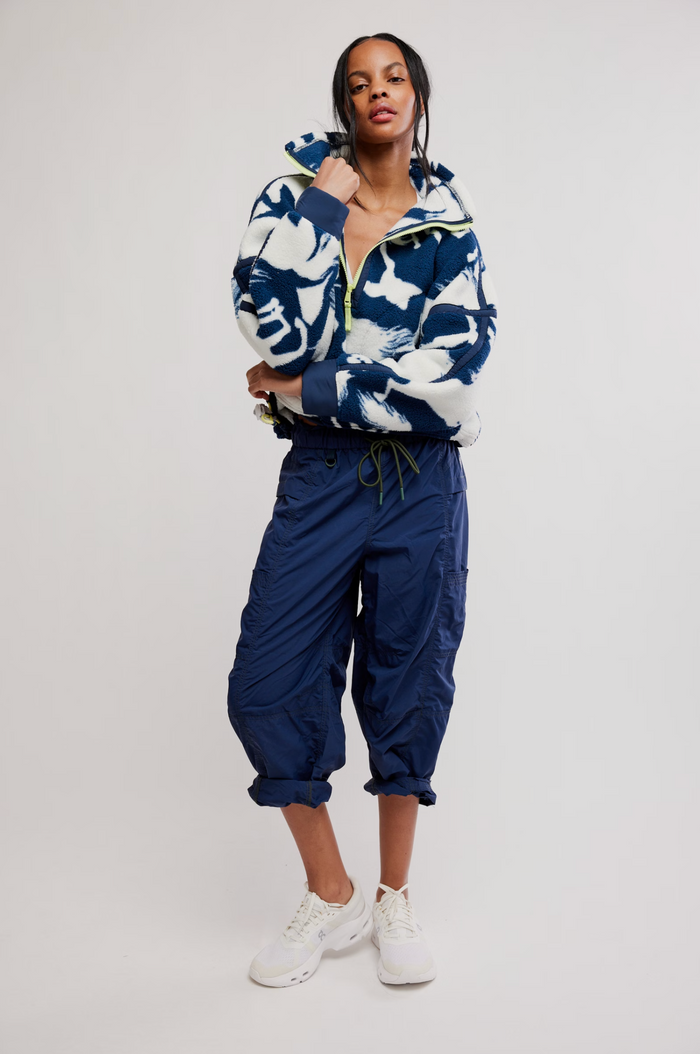 Printed Mountain High 1/2 Zip in Wild Horses Navy Combo