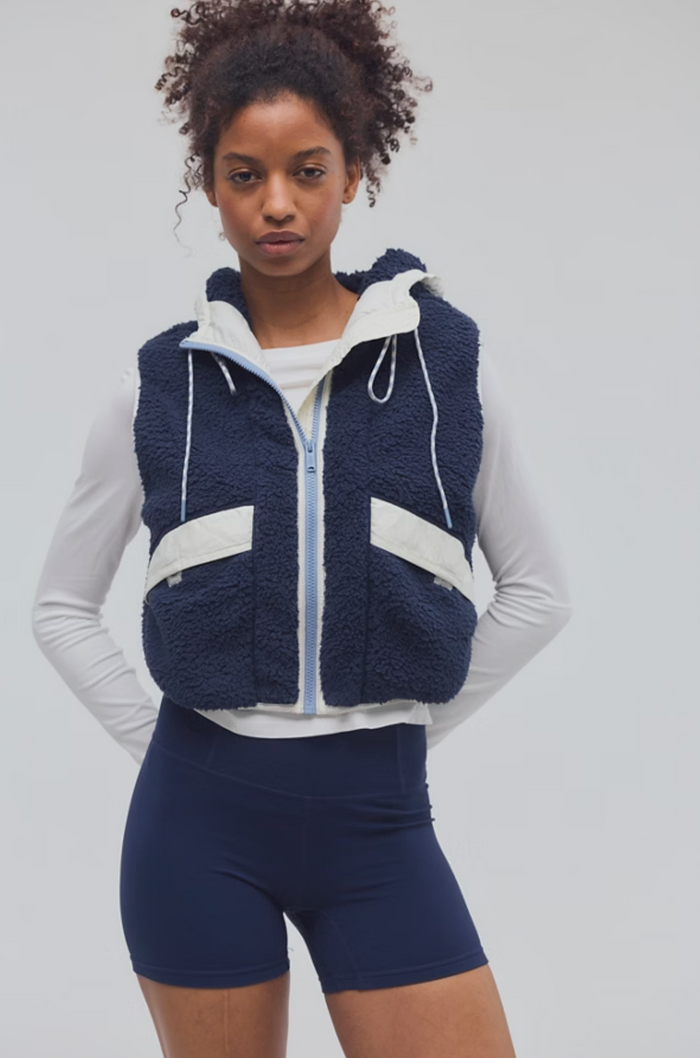 Sky High Fleece Vest in Navy Moonglow Combo